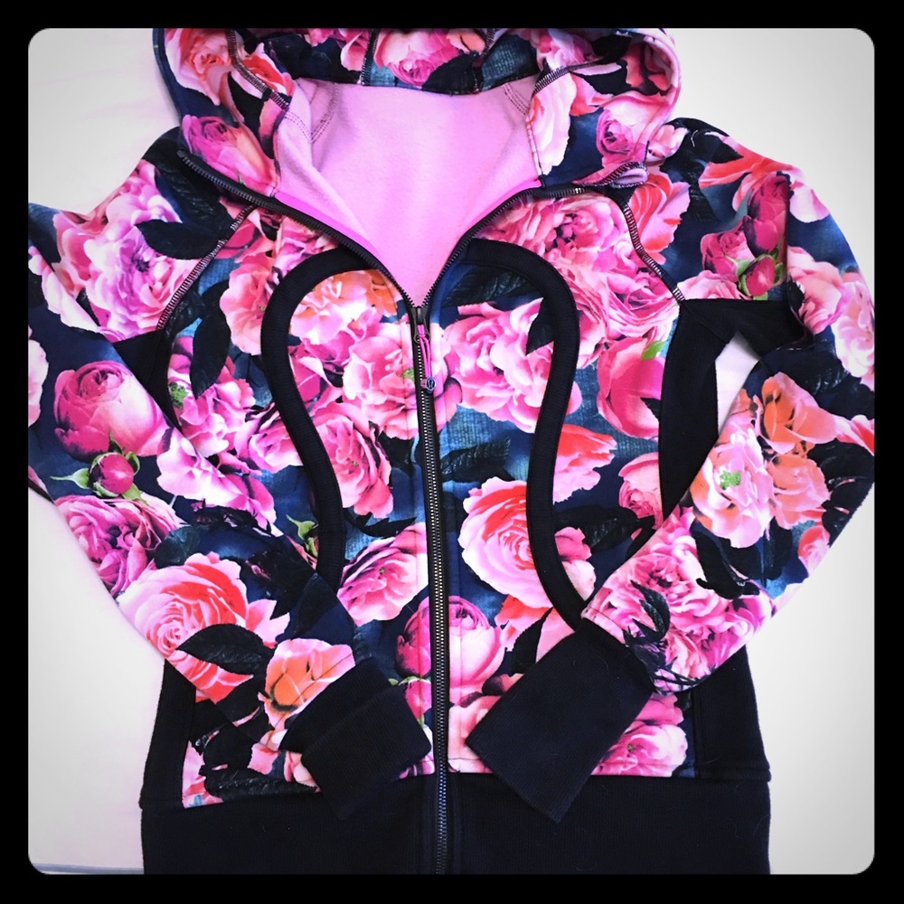 Lululemon secret garden scuba jacket size 6